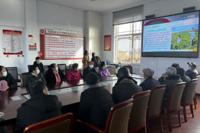 乌兰察布“三下乡”：把服务送到田间地头 将温暖送到百姓心间