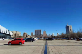 巴彦淖尔市临河区：蓝天白云入画来