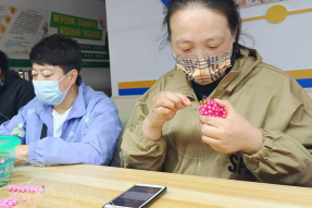 家门口的幸福车间助力残疾人“指尖”就业