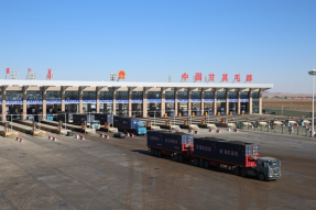 巴彦淖尔市乌拉特海关：“智能海关”建设推动口岸外贸强劲回升