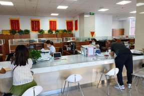 达拉特旗政务服务中心：延时服务不打烊 温暖群众获赞扬
